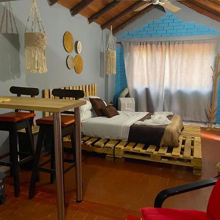 Finca Villa Chalet Del Rio Cali Farm Villa Chalet Cali River Dış mekan fotoğraf