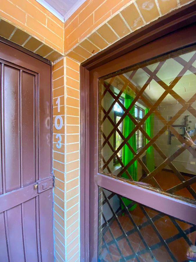 Finca Villa Chalet Del Rio Cali Farm Villa Chalet Cali River Dış mekan fotoğraf