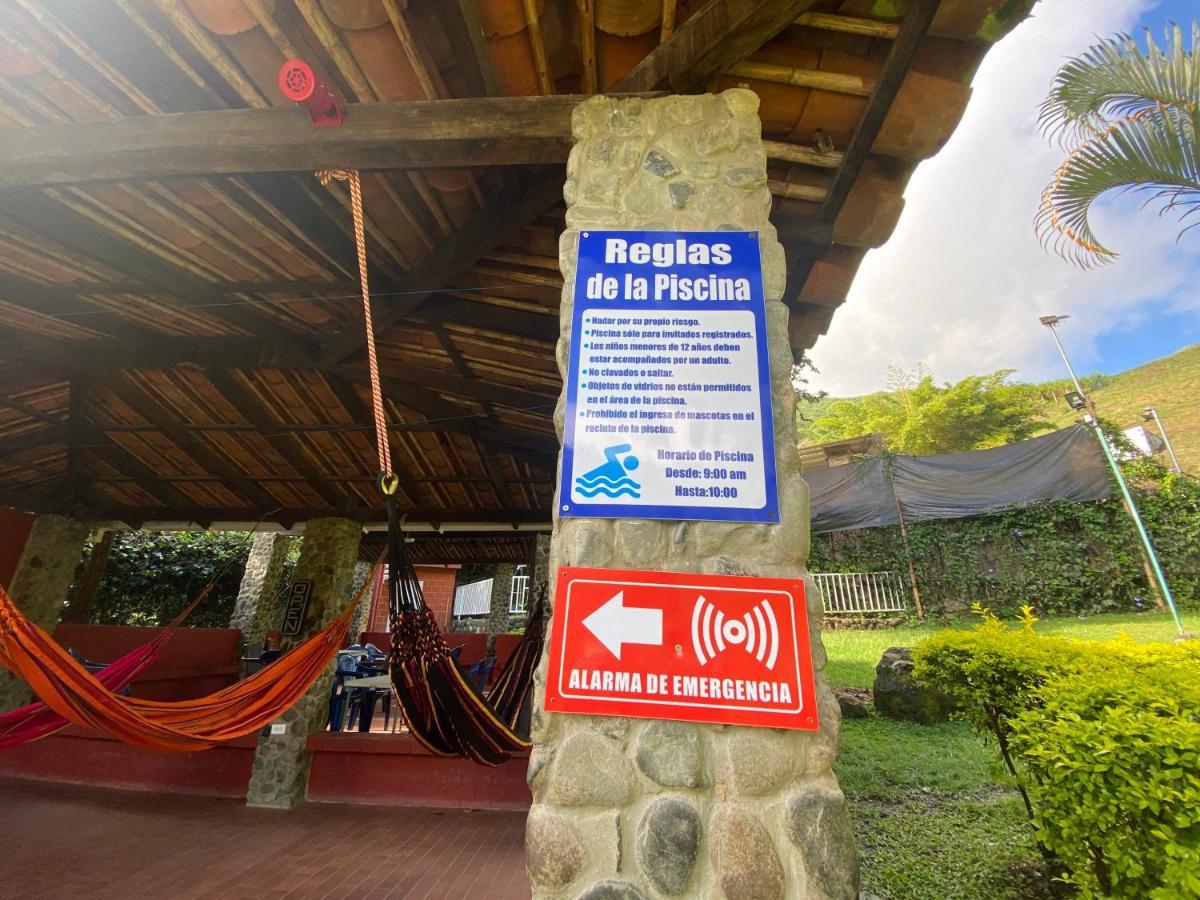Finca Villa Chalet Del Rio Cali Farm Villa Chalet Cali River Dış mekan fotoğraf
